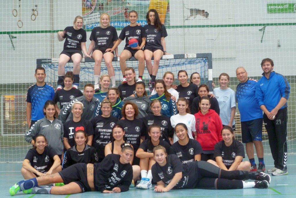 Trainigslager_Frauen 1_Frauen 3_wA-Jugend_2015_Gruppenfoto