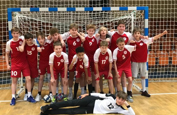 1er Ball adé oder: Turniersiegerbesieger