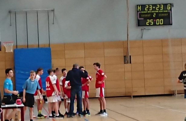 mC III mit Remis im Spitzenspiel